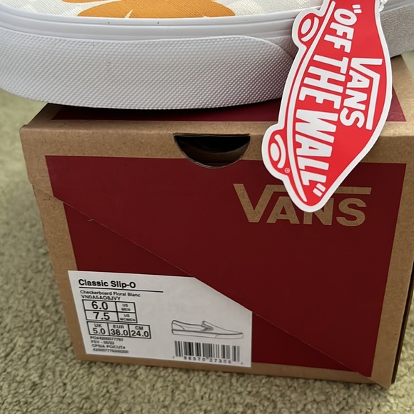 NWT Vans size 7.5 - Picture 4 of 4